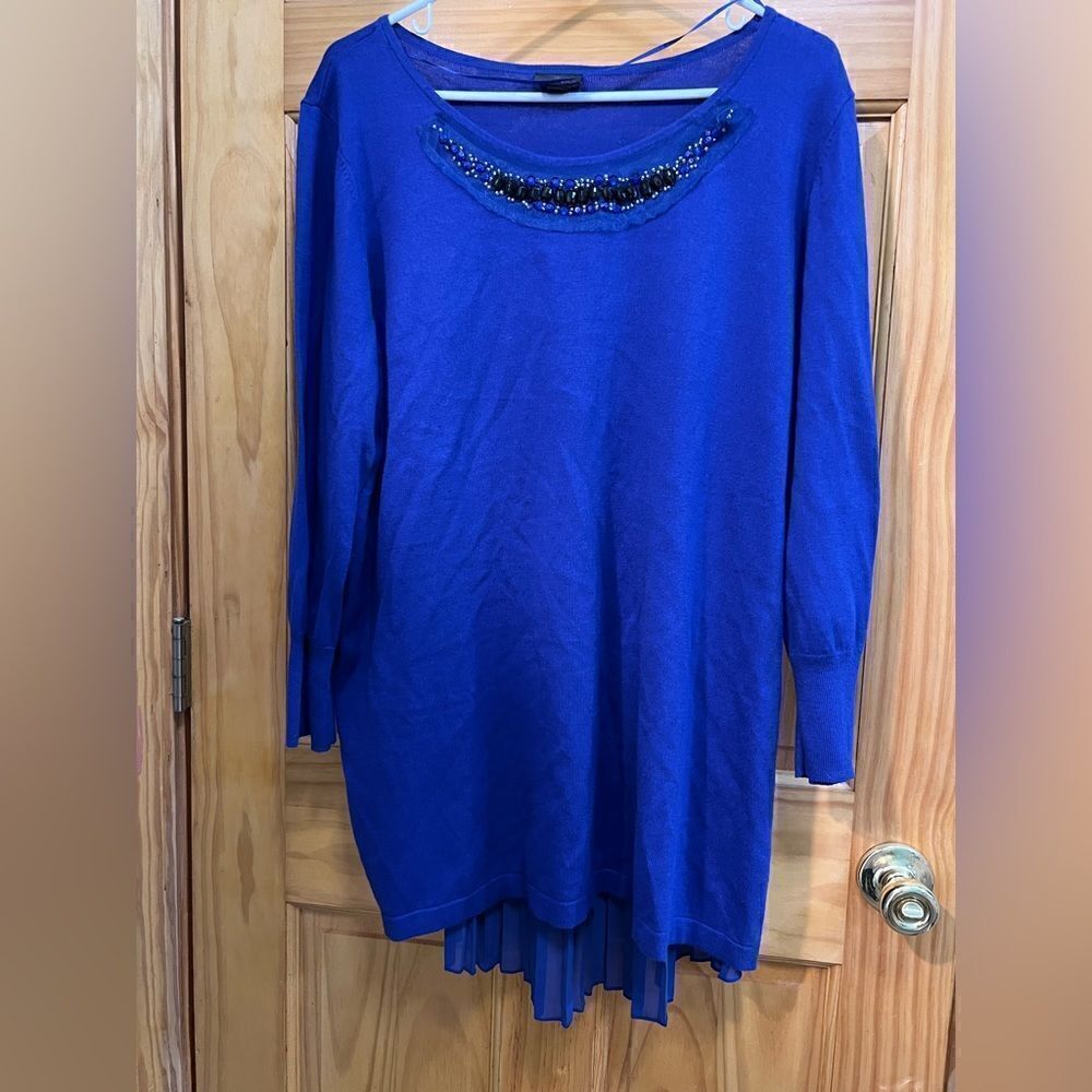 Stunning cobalt blue pleated Worthington brand blouse embellished w/rhinestones
